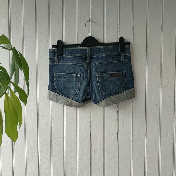 Mango MNG jeans dark wash denim cuffed shorts 0 2 - Picture 4 of 6